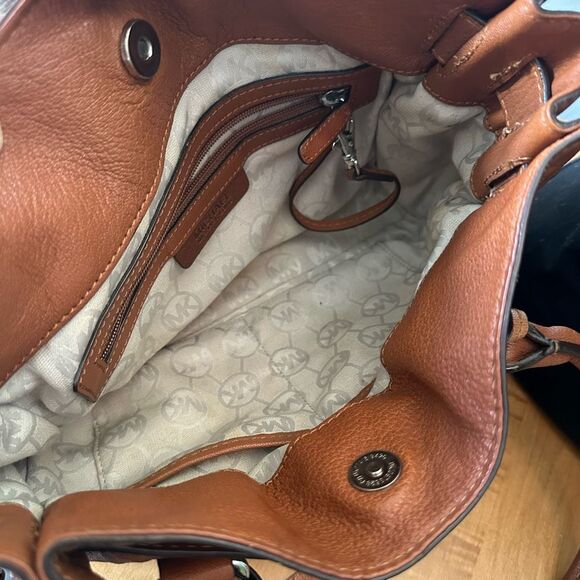 Michael Kors Tan Satchel with Silver Lock and Structured Design - Picture 9 of 12